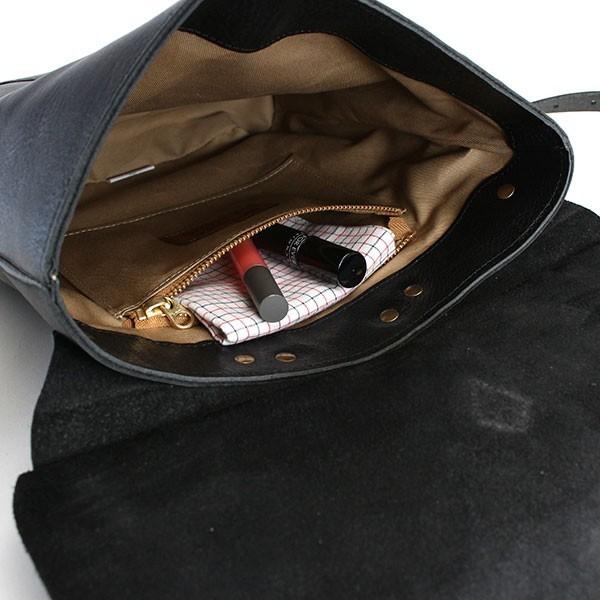 美品　CLEDRAN 本革 リュック バック シボ革 ブラック CLEDRAN クレドラン バッグ アモ リュックサック リュック AMO