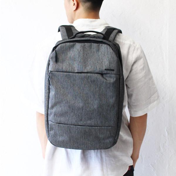 インケース リュック デイパック バックパック ビジネスバッグ incase cl55452 cl55571 City Compact Backpack アップル公認 デバイスパック B4対応 PC収納｜touzaiyamakaban｜05