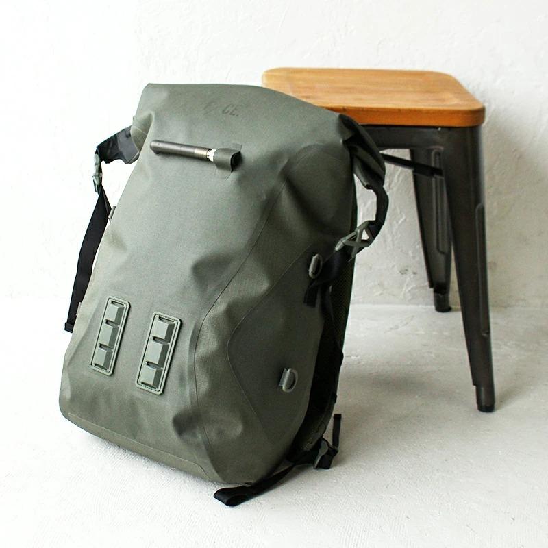 F/CE.（エフシーイー） シームレス ジップロック バックパック