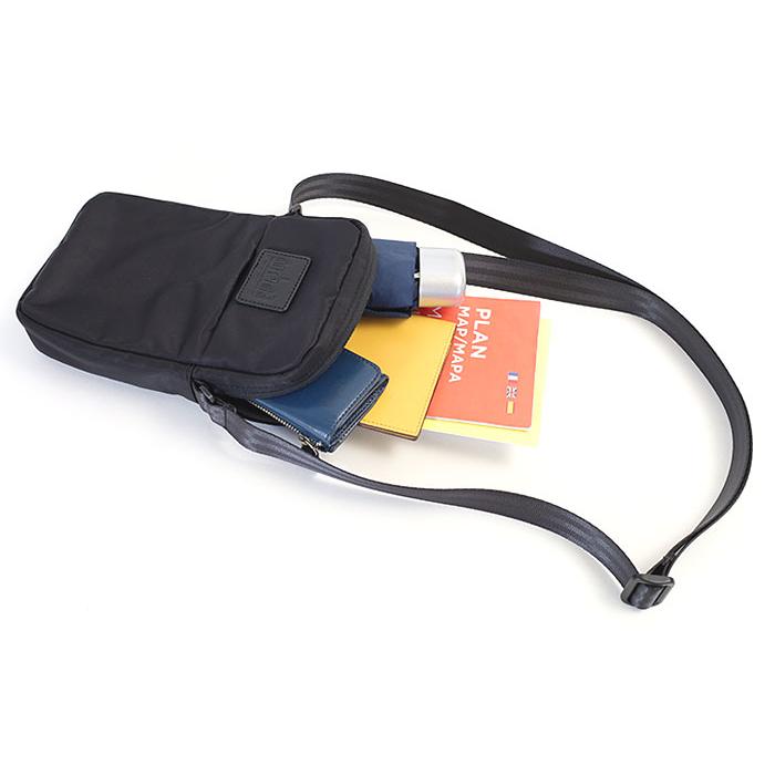 マンハッタンポーテージ ブラックレーベル ショルダーバッグ メンズ レディース 軽量 Manhattan Portage Black Label STAR SHOULDER BAG MP1493TWLBL 正規品の画像