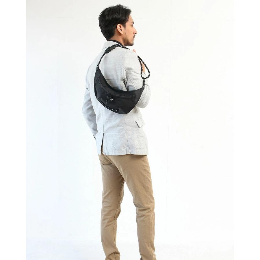 New Life Project（ニューライフプロジェクト） ショルダーバッグ