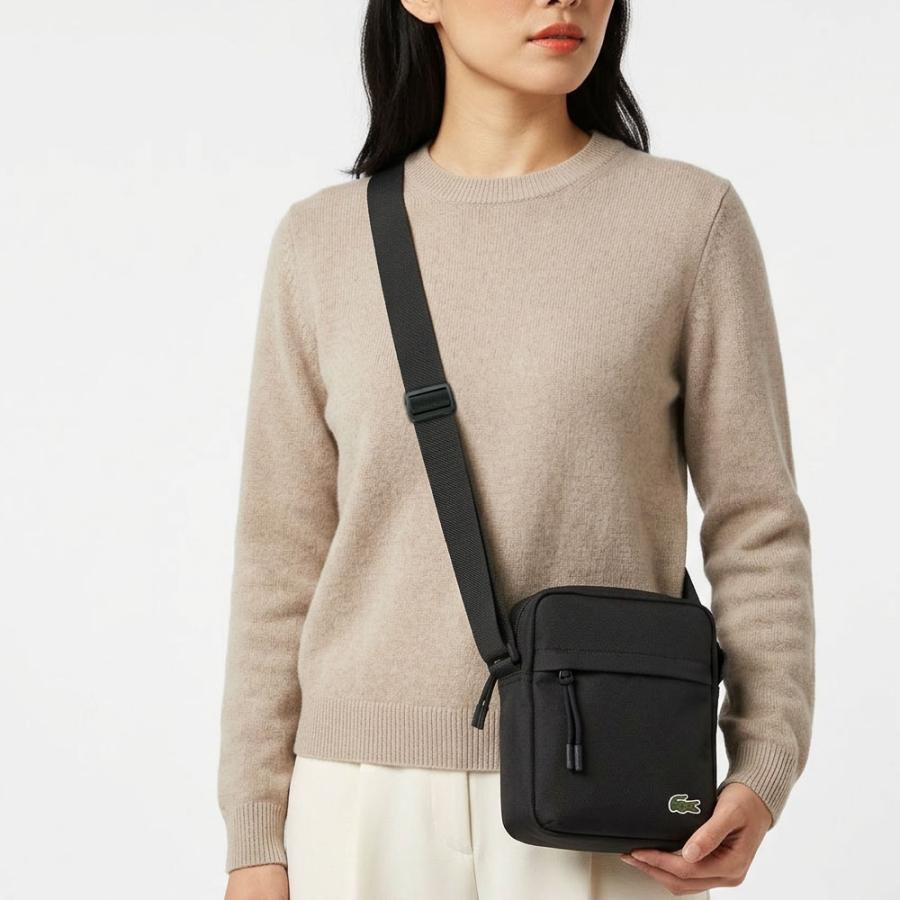 LACOSTE（ラコステ） ショルダーバッグ VERTICAL CAMERA BAG nu4788ne
