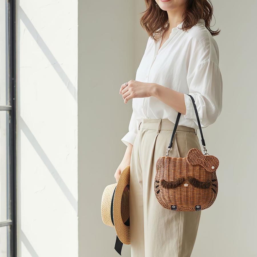 a-jolie アジョリー キティ ショルダーバッグ サンリオ コラボ キャラクター sim21-ss12 レディース 春夏 お出かけ バッグの画像