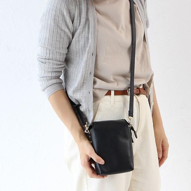 StitchandSew（ステッチアンドソー） カウレザー ショルダー