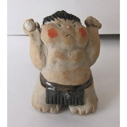 手作りの陶人形 すもう 力士 おすもうさん イナバウアー 縁起 癒し置物