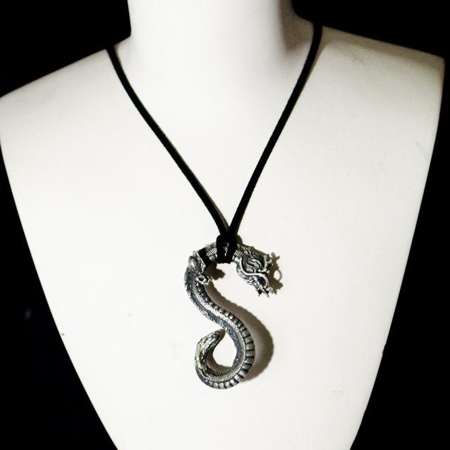龍モチーフ銀製シルバーアクセサリー 双竜 阿龍(ありゅう）吽(うん