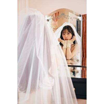 堀未央奈 乃木坂46卒業記念 堀 未央奈1stフォトブック『いつのまにか』 Book |  | 02