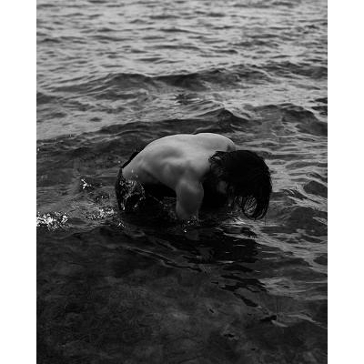 山下智久 山下智久 写真集 CIRCLE 豪華限定版 ［BOOK+DVD］＜豪華限定版＞ Book |  | 03