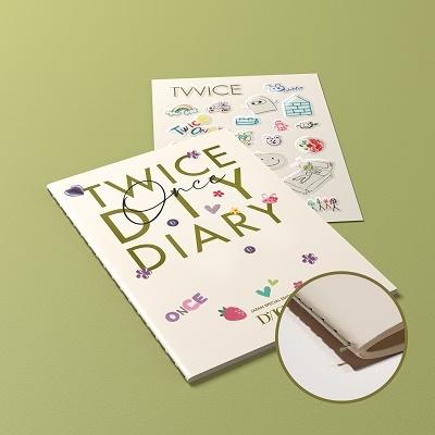 TWICE Dicon vol.7 TWICE写真集『YOU ONLY LIVE ONCE』JAPAN SPECIAL EDITION Book |  | 03