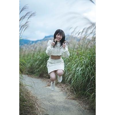 東村芽依 日向坂46 東村芽依1st写真集 見つけた Book |  | 02