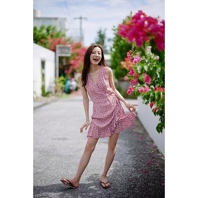 高田里穂 高田里穂写真集 完成された未完成 Book |  | 04