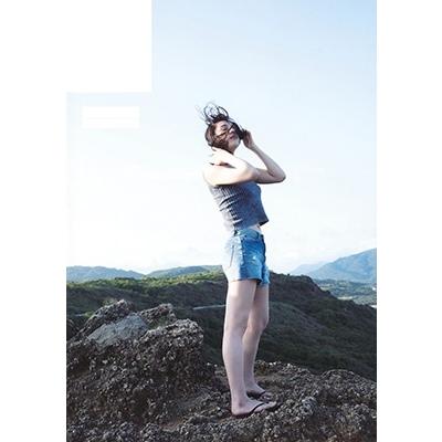 相楽伊織 相楽伊織ファースト写真集 『浮泳夢』 Book |  | 03