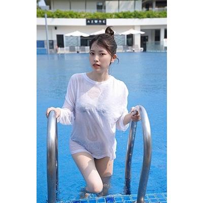 石原夏織 初夏 UIKA 石原夏織 1st 写真集 Book |  | 02