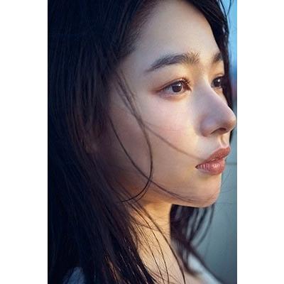 桜井日奈子 桜井日奈子10周年記念写真集 鴇色 Mook |  | 04