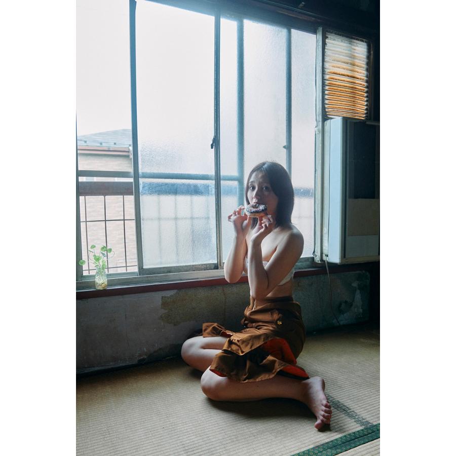 工藤スミレ 工藤スミレ写真集『スミレのように』 Book |  | 03