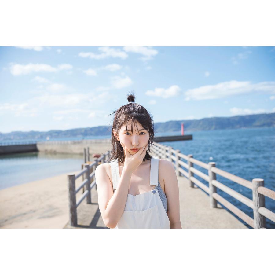 日比美思 日比美思1st写真集 朝食ってヒ?ュッフェて?すか Book |  | 03