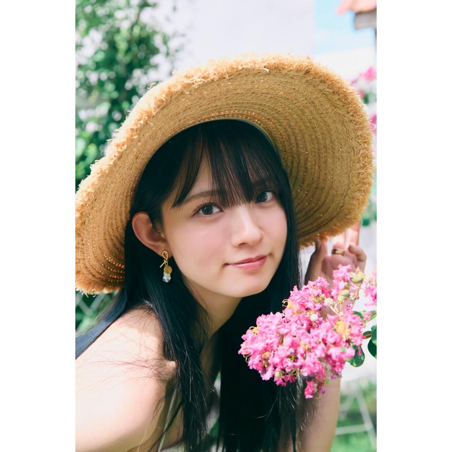 水野舞菜 水野舞菜1st写真集 みずのいろ Book |  | 03