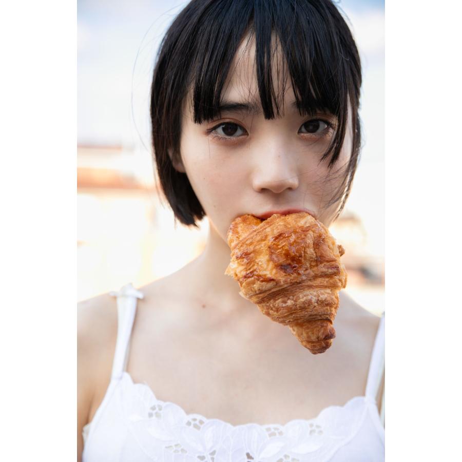 アユニ・D 執着 Book |  | 02