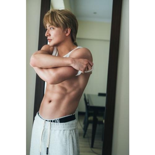 白濱亜嵐 白濱亜嵐2nd写真集 Hallelujah!!＜通常版＞ Book |  | 02