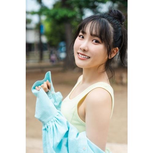 坂倉花 坂倉花 1st写真集 Blooming Book |  | 01