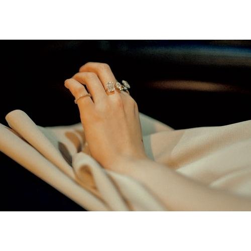 玉井詩織 玉井詩織ストーリー写真集「しおどき」 Book |  | 02