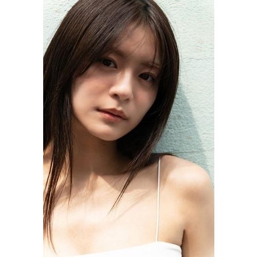永瀬莉子 永瀬莉子1st写真集 glimmers Book |  | 03