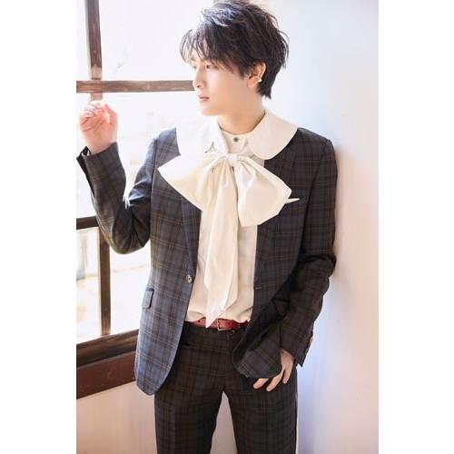 柏木悠 1st 写真集 19 → 20 Book : タワーレコード Yahoo!店 - 通販