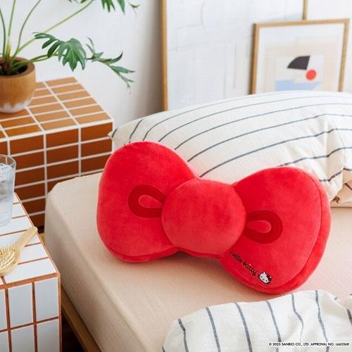 Hello Kitty ふわもちリボンクッションBOOK Book |  | 08