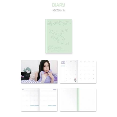 NMIXX NMIXX 2026 SEASON'S GREETINGS [MIXX DREAM] ［CALENDAR+GOODS］ Book |  | 03