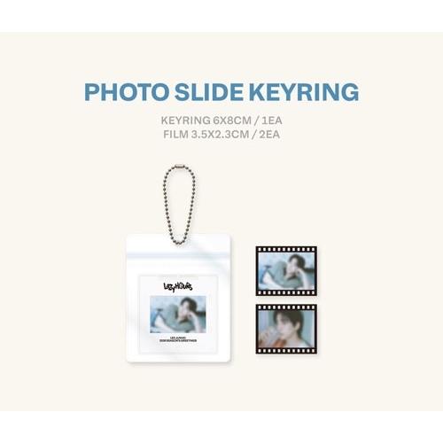 Lee Junho LEE JUNHO 2026 SEASON'S GREETINGS [LAZY HOURS] ［CALENDAR+GOODS］ Book |  | 11