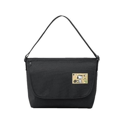 SNOOPY DAILY MESSENGER BAG BOOK Book |  | 09