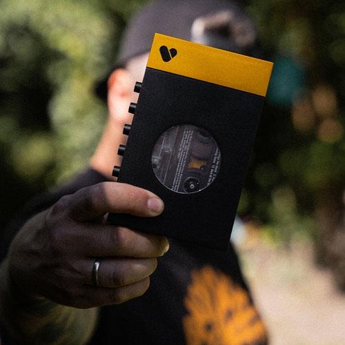 We Are Rewind WE 001 Bluetooth カセットプレーヤー/ブラック&イエロー Accessories |  | 03