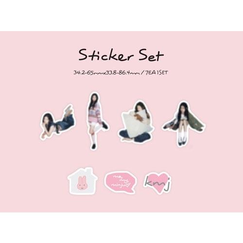 Kim Min Ju Kim Minju -2026 SEASON'S GREETINGS [ME MY MINJU] ［CALENDAR+GOODS］ Book |  | 08