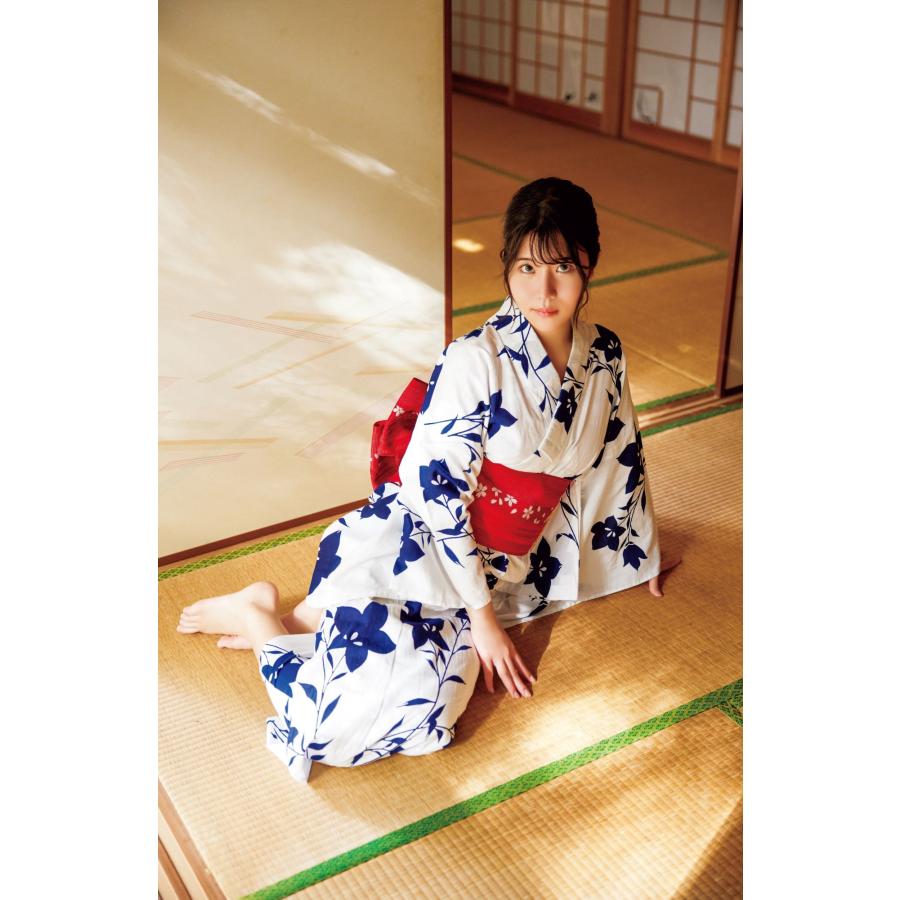 富田恭透 naturally 坂井美桜写真集 Book |  | 05