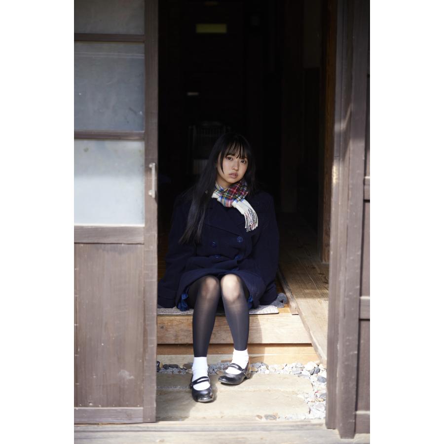 入間ゆい 入間ゆい写真集 ユイトピア Book |  | 02