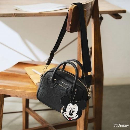YOUNG&OLSEN The DRYGOODS STORE SHOULDER BAG BOOK with Disney MICKEY MOUSE Book |  | 02
