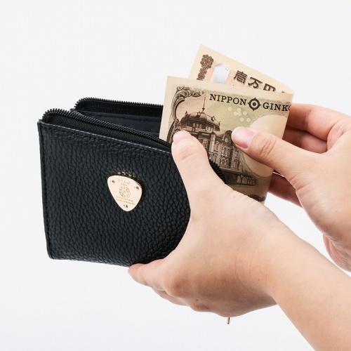 ATAO 20th ANNIVERSARY BOOK BLACK ver. Book |  | 06