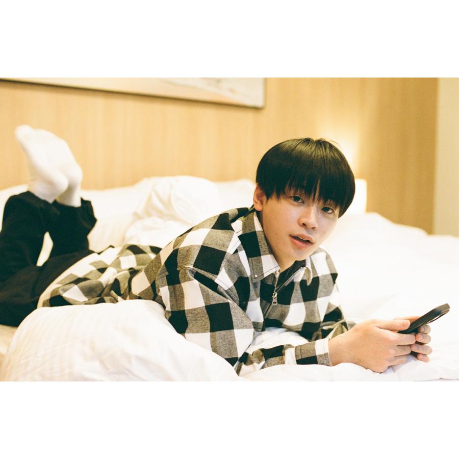 すしらーめん りく すしらーめん りく 1st写真集 さいごのふたり Book |  | 02
