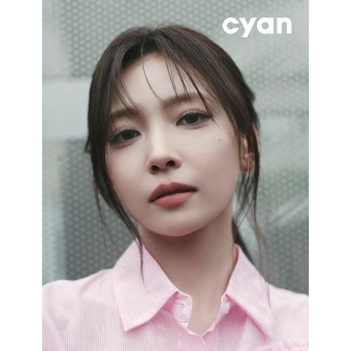 cyan編集部 cyan issue 44 spring 2026 MAYUKA / NiziU Book |  | 01