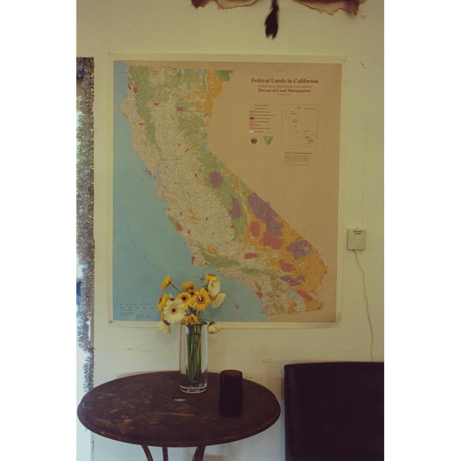戎康友 A Whole California Anthology 1993-2025 Book |  | 01