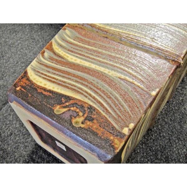 送料無料 ◇ 工芸品 陶磁器 刷毛目 角瓶 明石庄作 幅140×奥行140×高さ