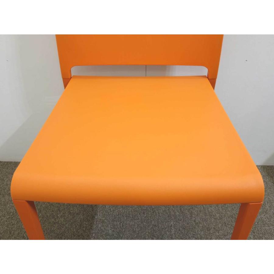 未使用 ペドラリ MYA700 チェア オレンジ ◇ 幅475奥行530高さ802mm