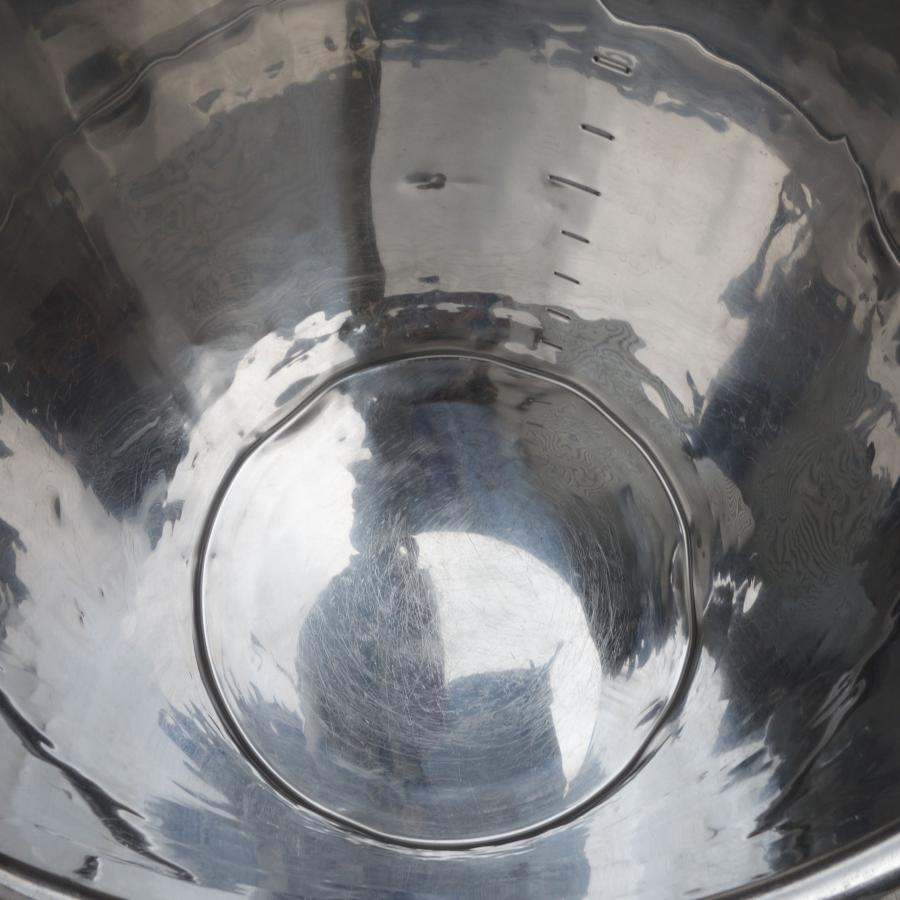 B】 ステンレス オープン タンク 200L ◇ 直径570×高さ936mm 目盛付き