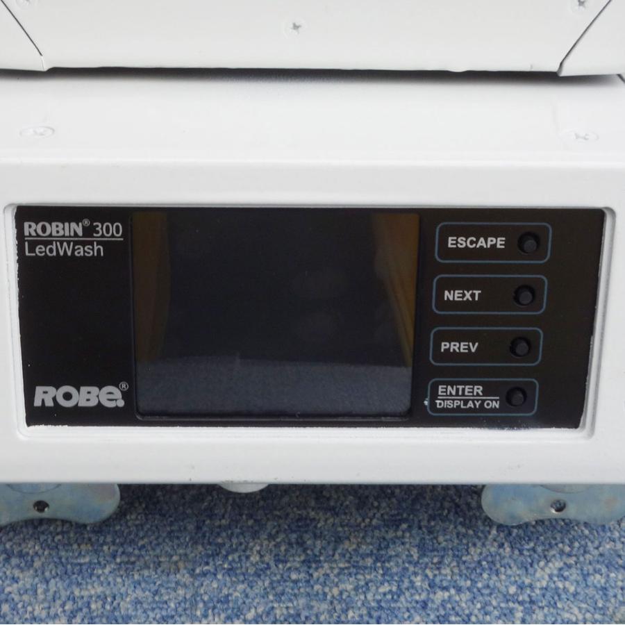 【A】 送料無料/使用浅 ◆ ROBE LED ムービングライト ROBIN 300 LEDWash ◆ ROBE 2015年製 舞台 照明 コンサート スタジオ 結婚式場の画像