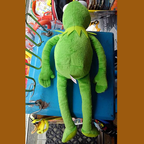 特大カーミット　ぬいぐるみ　全長約150cm Amazon.co.jp: ディズニーストア公式カドリーズぬいぐるみ