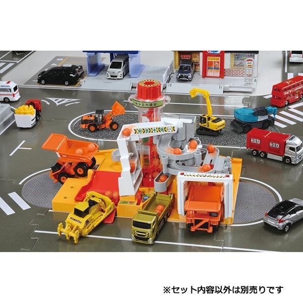 トミカ トミカワールド まちがうごくよ!つみおろし工事現場 : トイ