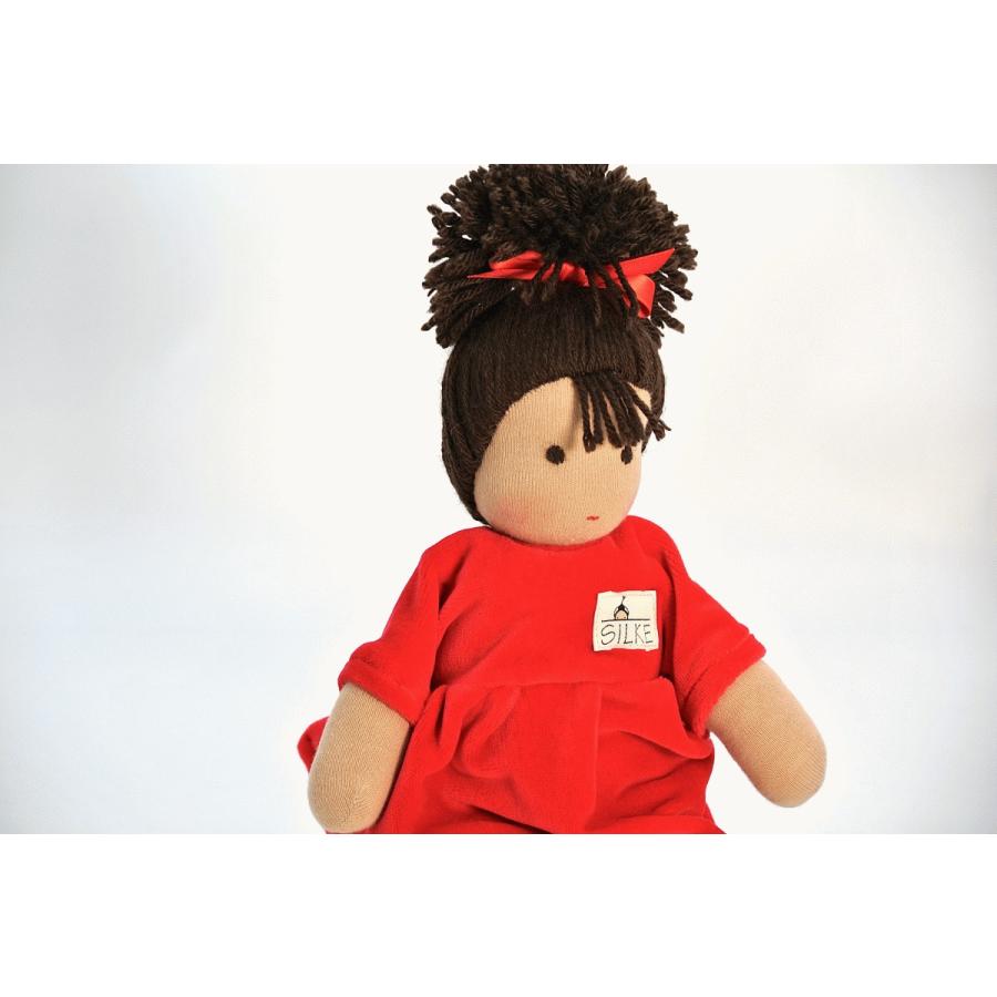 シルケ人形 ロッテちゃん・赤 正規輸入品  モンテッソーリ シュタイナー 人形 手作り ドイツ ケーセン 1歳 女の子 ごっこ遊び クリスマスプレゼント | 