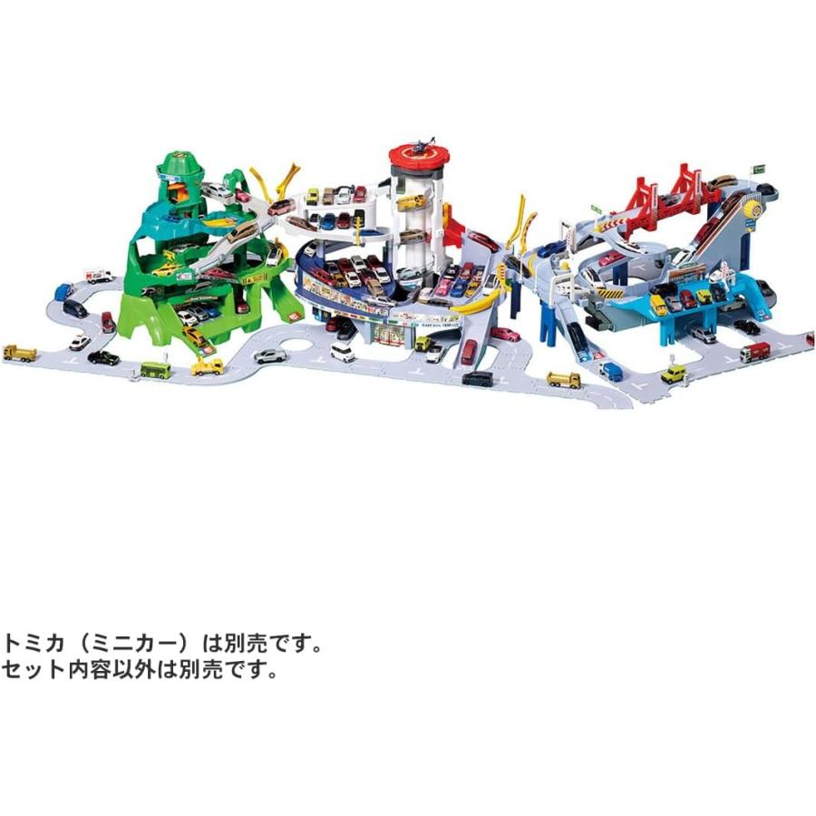 トミカ グランドモールトミカビル.トミカクラウンパトロールカー