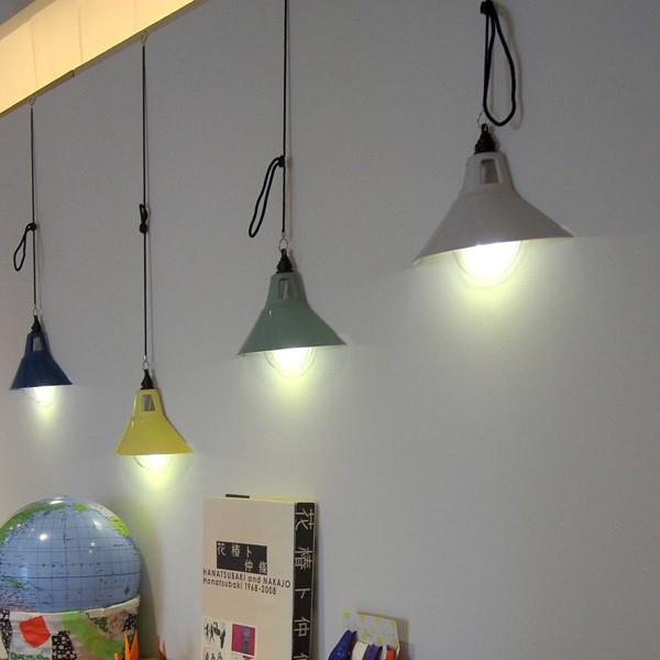 ウォールライト 壁掛け灯 Ledライト 音感センサー 電池 Ledペンダントライト2 グレー 964 Lpl2 04 Craft Kyoto 通販 Yahoo ショッピング