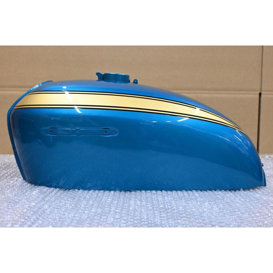 エムテック中京 H-070 新品 CB750K Four K0 キャンディブルー 外装